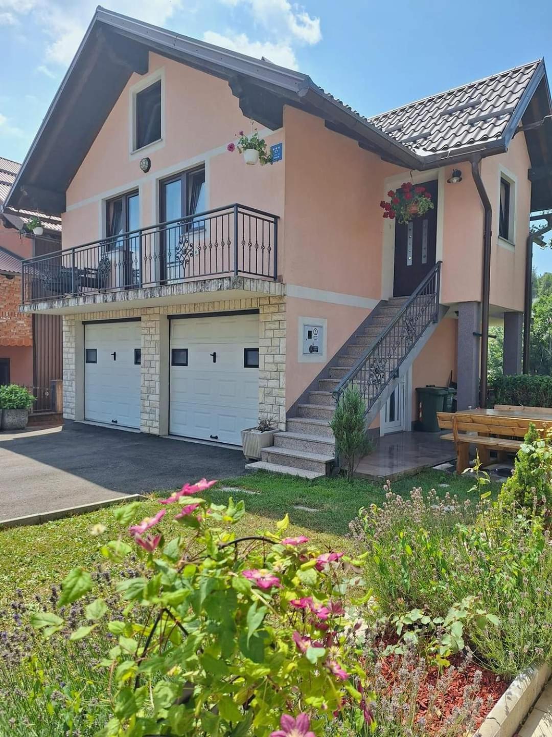 Holiday Home Lana Fužine Esterno foto